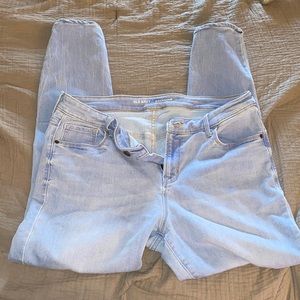 Light wash Old Navy Skinny jeans